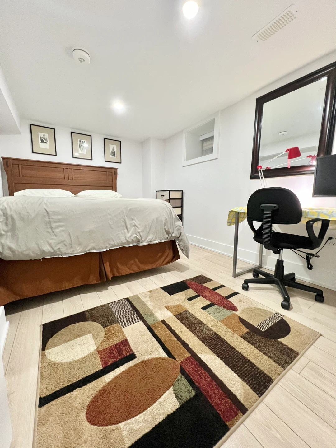 GREAT LOCATION PRIVATE ROOM
