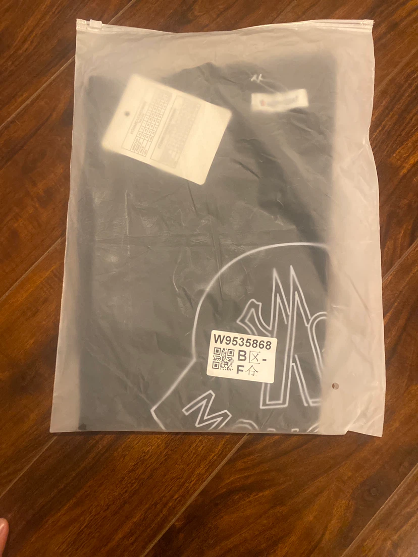 BRAND NEW designer clothing ( Best offer takes) - photo 5