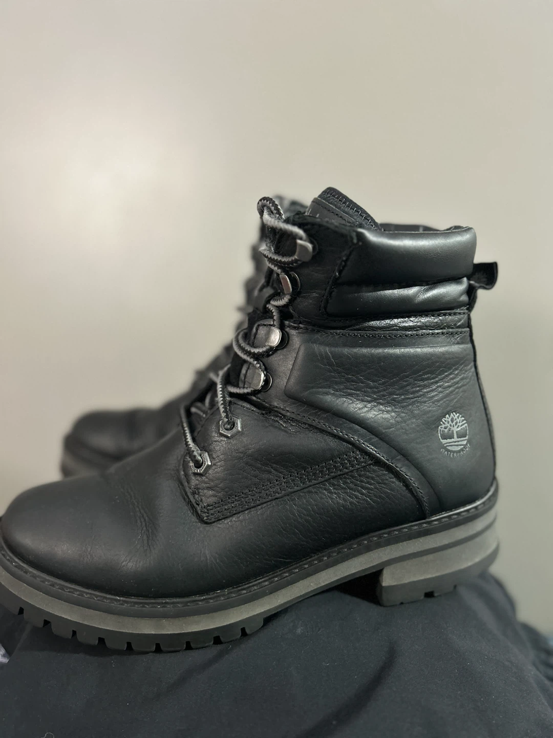 Timberland Women's Waterproof Boots Black Size 8