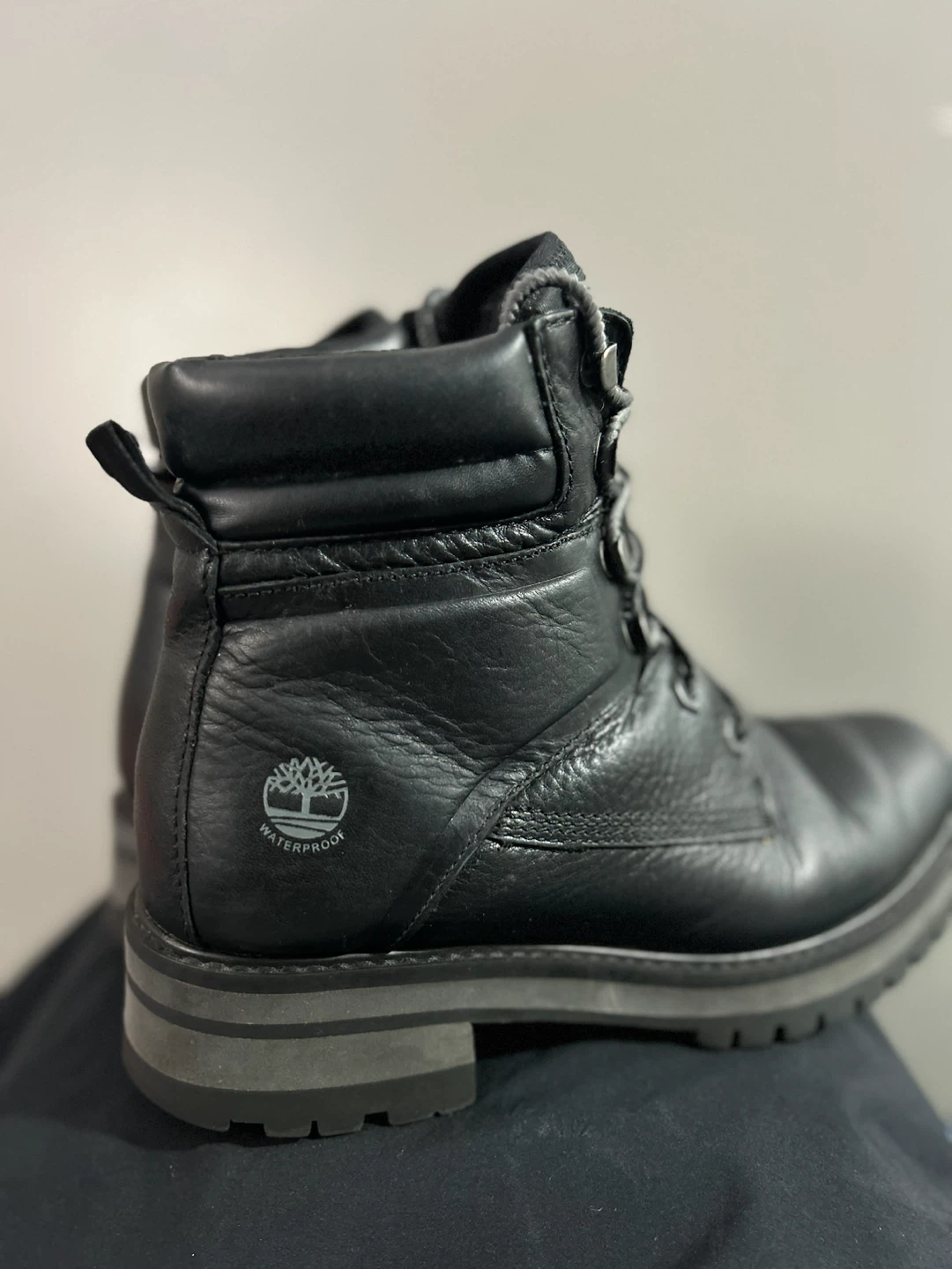 Timberland Women's Waterproof Boots Black Size 8 - photo 2
