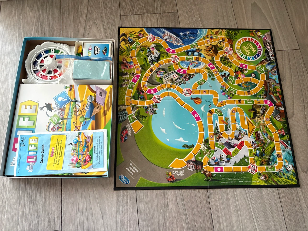 The Game of Life Board Game - photo 2