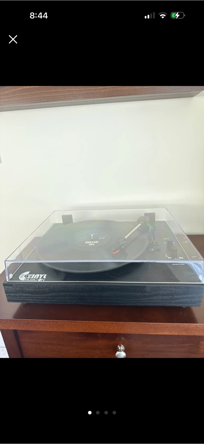 Vinyl Music On Turntable - photo 3