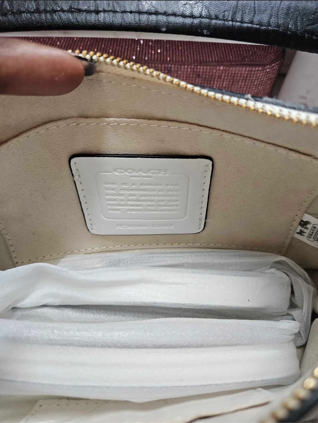 Coach Signature Pattern Shoulder Bag - photo 4