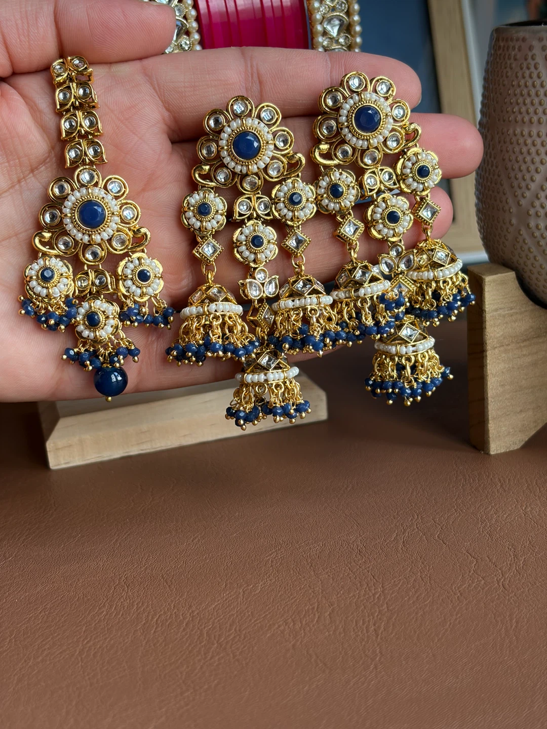 Traditional Indian Earring and Maang Tikka Set - photo 4