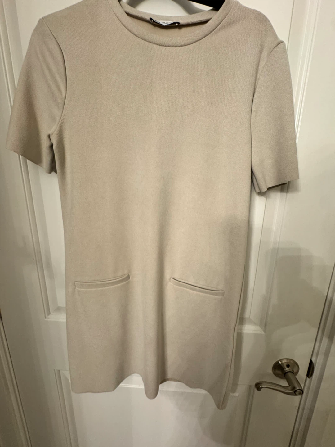 Zara Beige Short-Sleeve Pocket Dress – Size Small - photo 4
