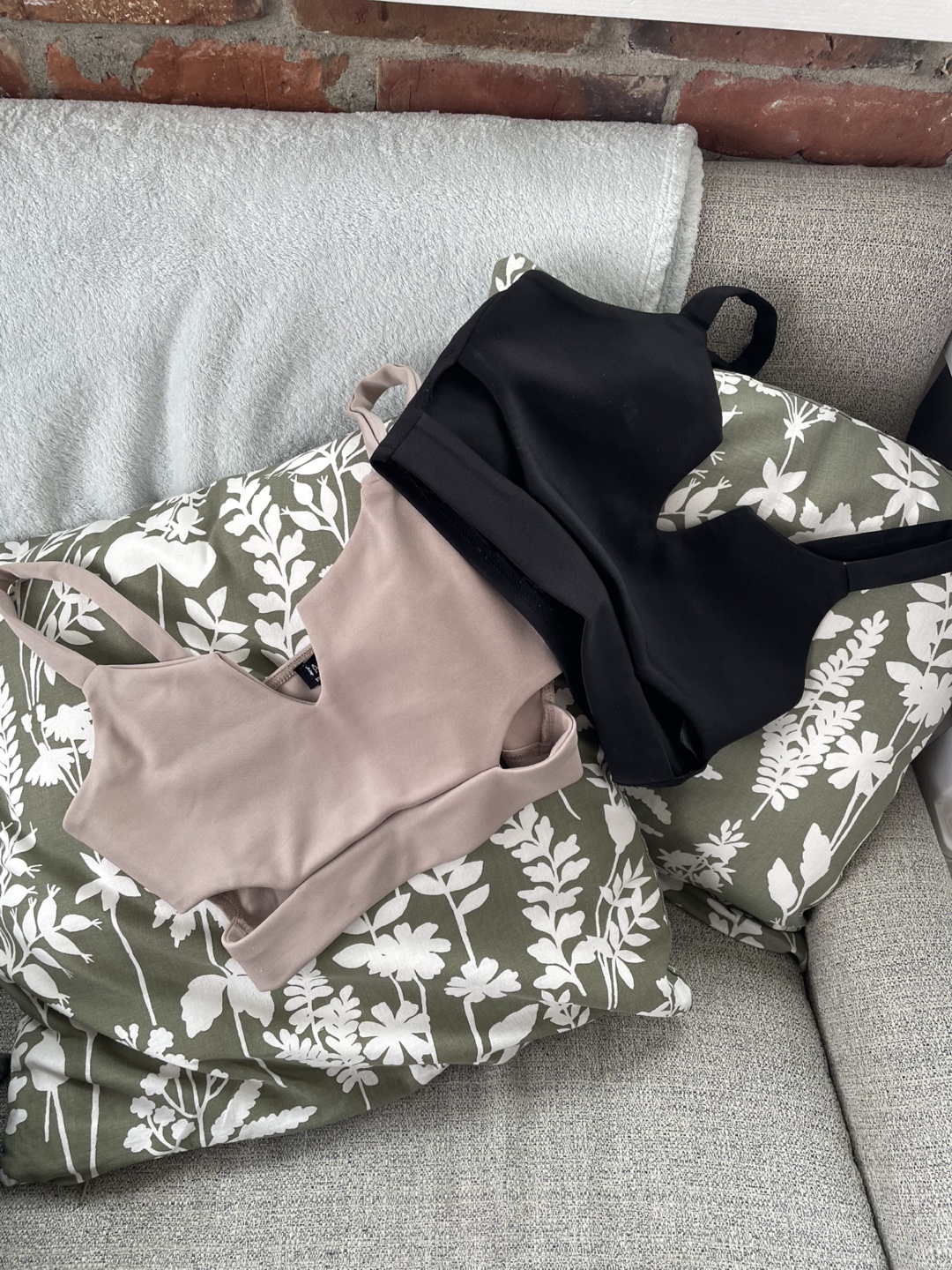 2 Bralette Tops