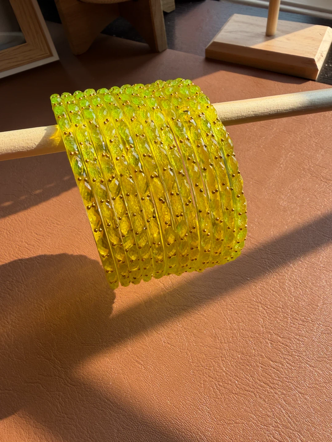 Raindrop glass bangles - photo 4