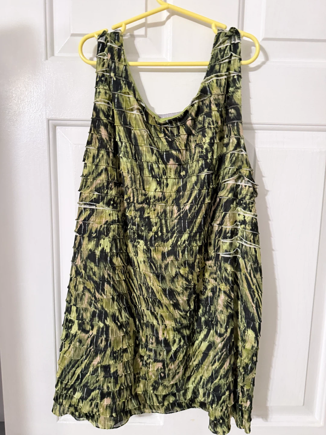 Women's Green Abstract Top 1X