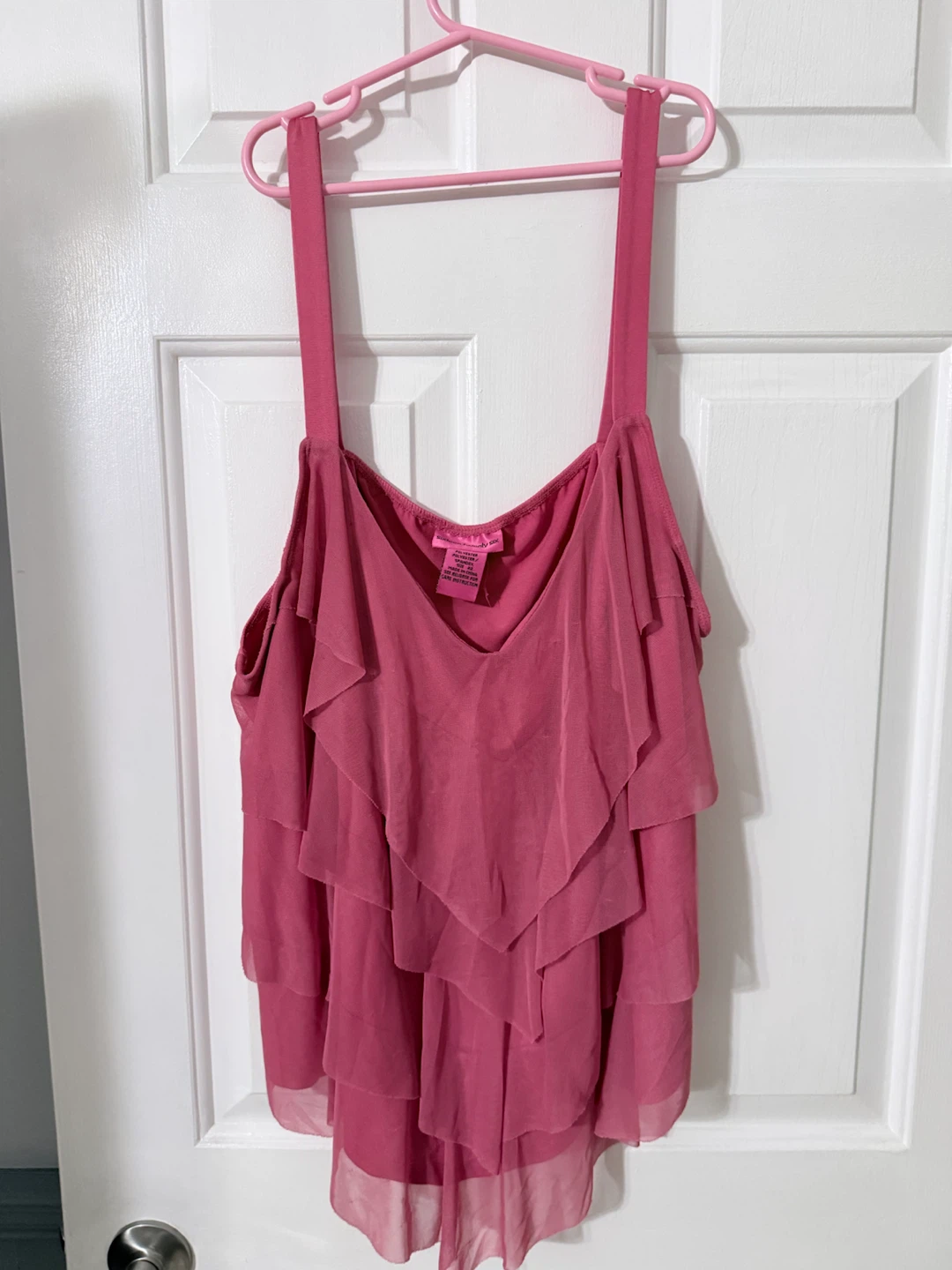 Fun layered PinkTank Top, Size M