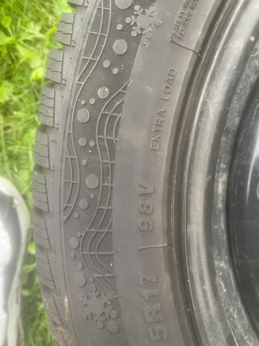 Winter Master D1 Winter Tires 215/55R17 - photo 2