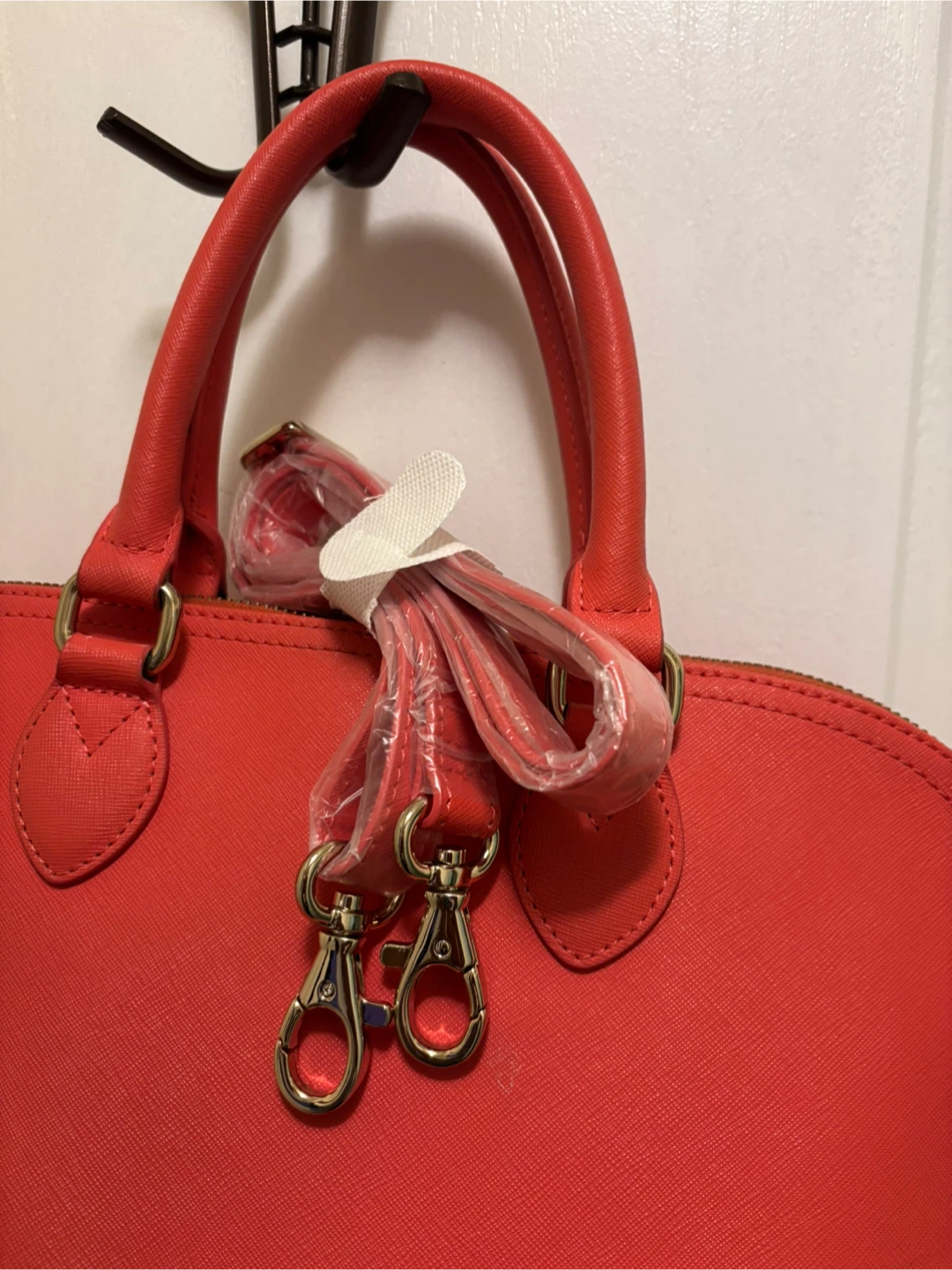 DANIER Women's  Dome Handbag with Shoulder Strap - photo 2
