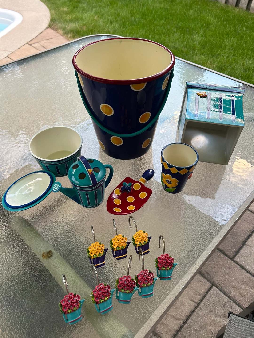UNIQUE VINTAGE GARDEN THEMED BATHROOM ACCESSORIES - photo 2
