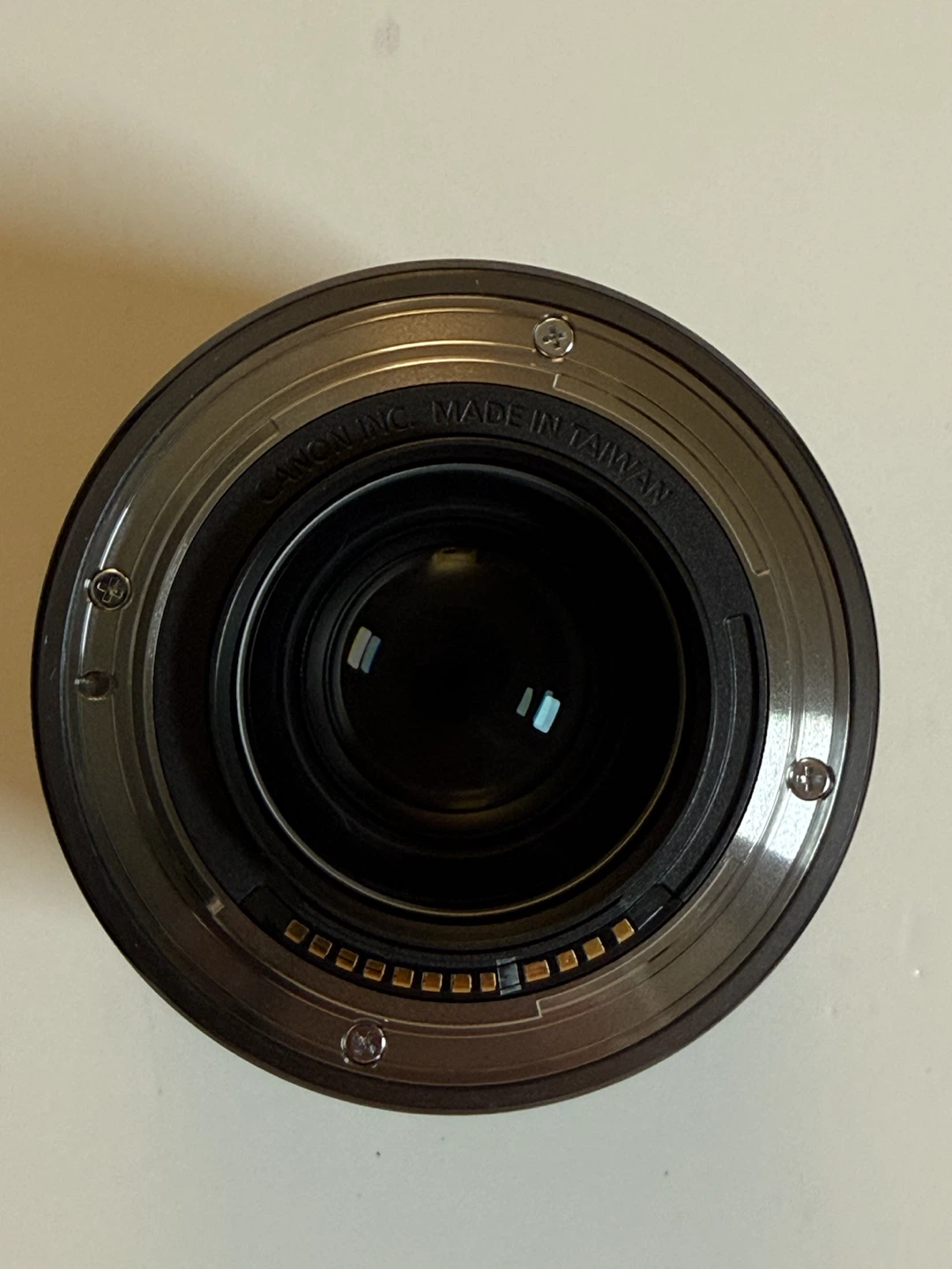 Canon RF 35mm F1.8 Macro IS STM Lens - photo 4