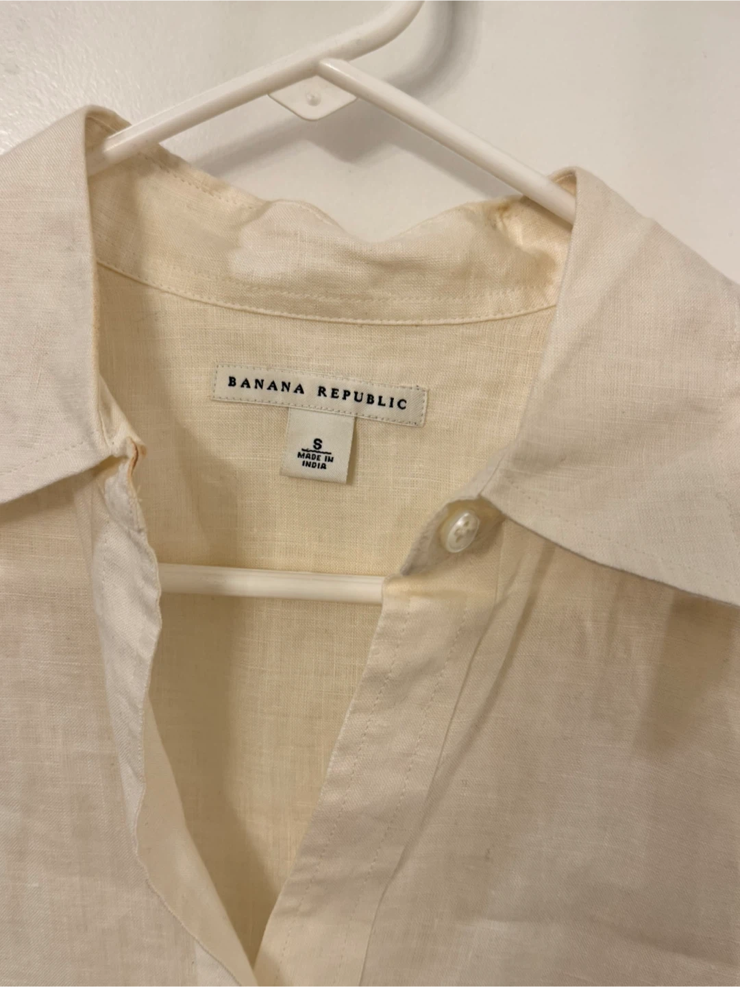 Banana Republic 100% Linen Button-Down Shirt – Size Small - photo 2