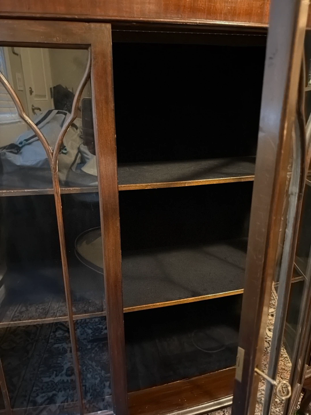 Vintage Mahogany Glass Display Cabinet - photo 3
