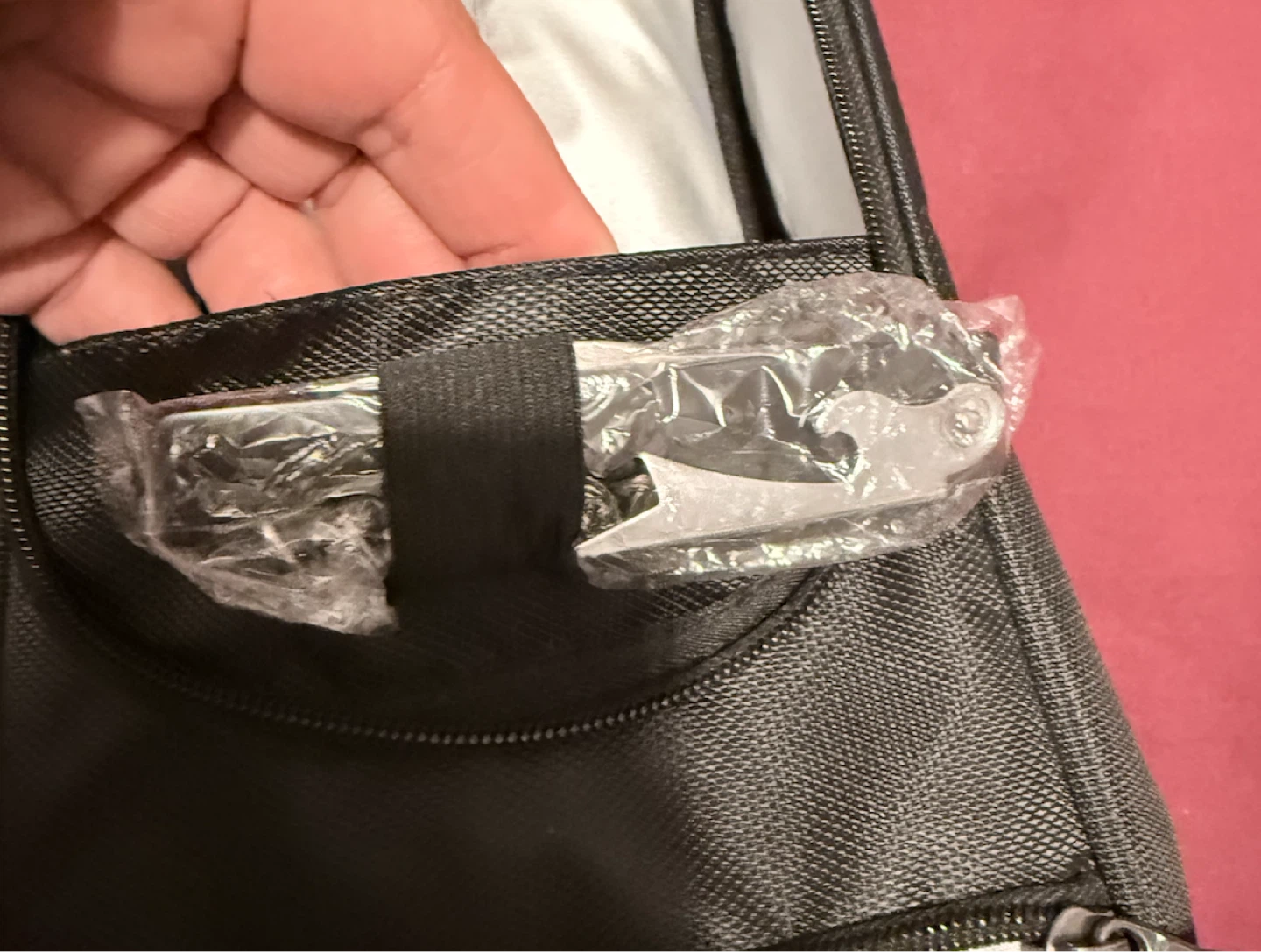 Black Travel bottles Bag with Accessorie - photo 3