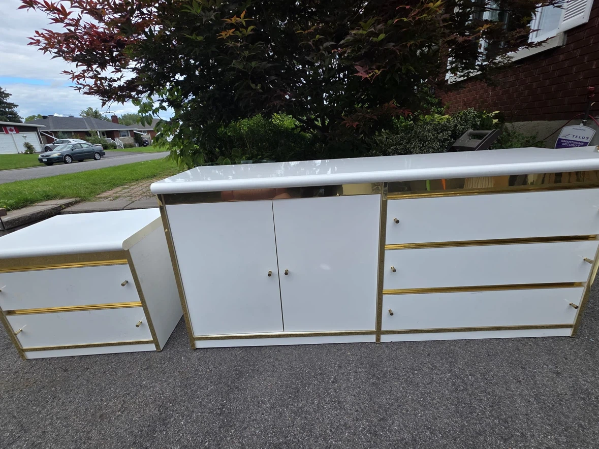 White and Gold Dresser and Nightstand Set - photo 2