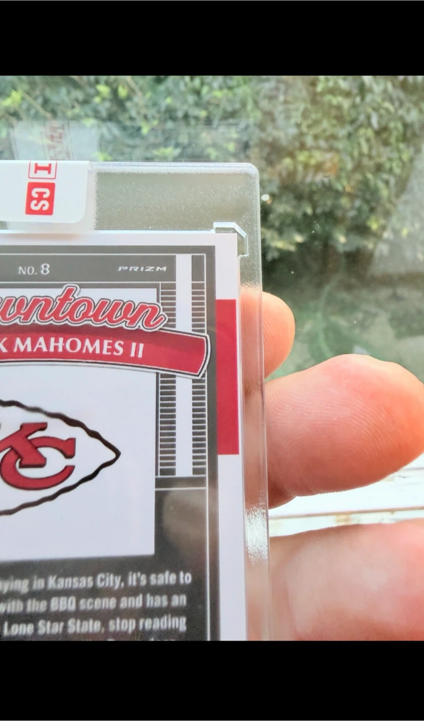 2022 Panini Donruss Optic Downtown Patrick Mahomes II Card - photo 5