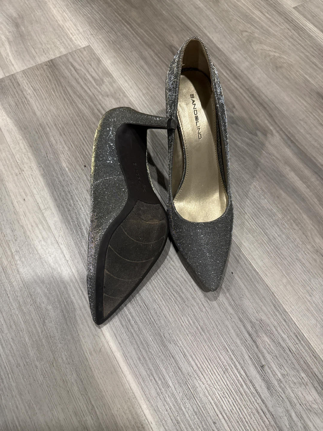 Bandolino Silver Glitter Pointed Toe Heels - photo 3