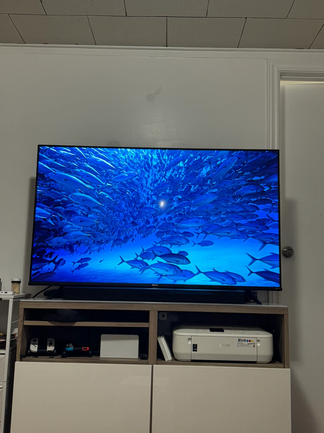 Hisense （2022) 55" A60GV 4K Ultra HD VIDAA TV (55A60GV) - photo 4
