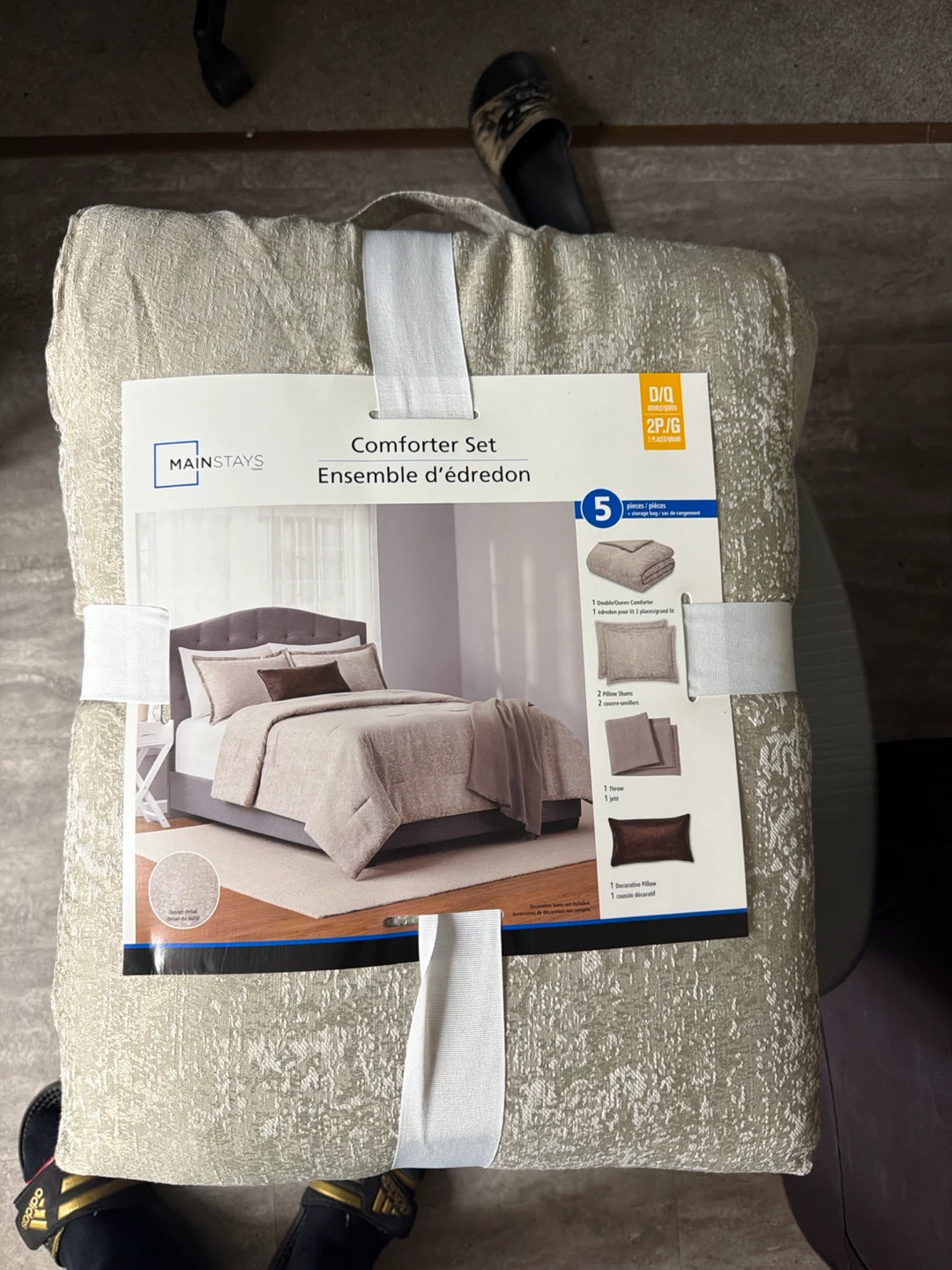 New 5 Piece Mainstays Comforter Set - Double/Queen