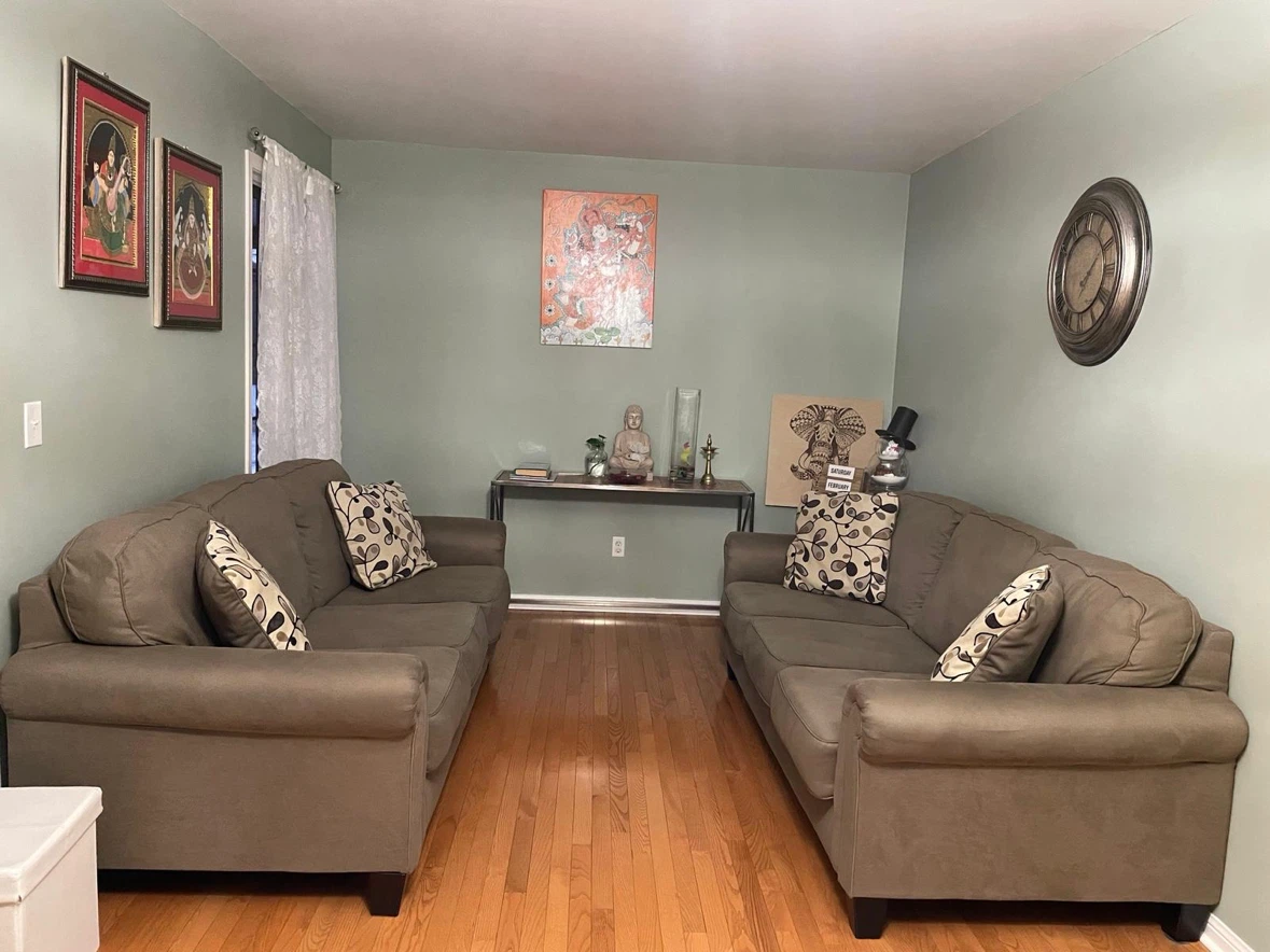 Set of Two Grey Sofas