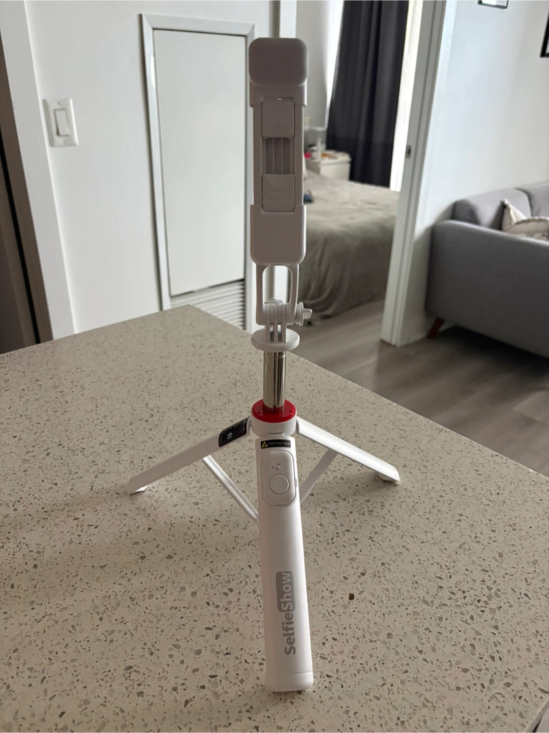 Tripod Selfie Stick with LED Lights - photo 3