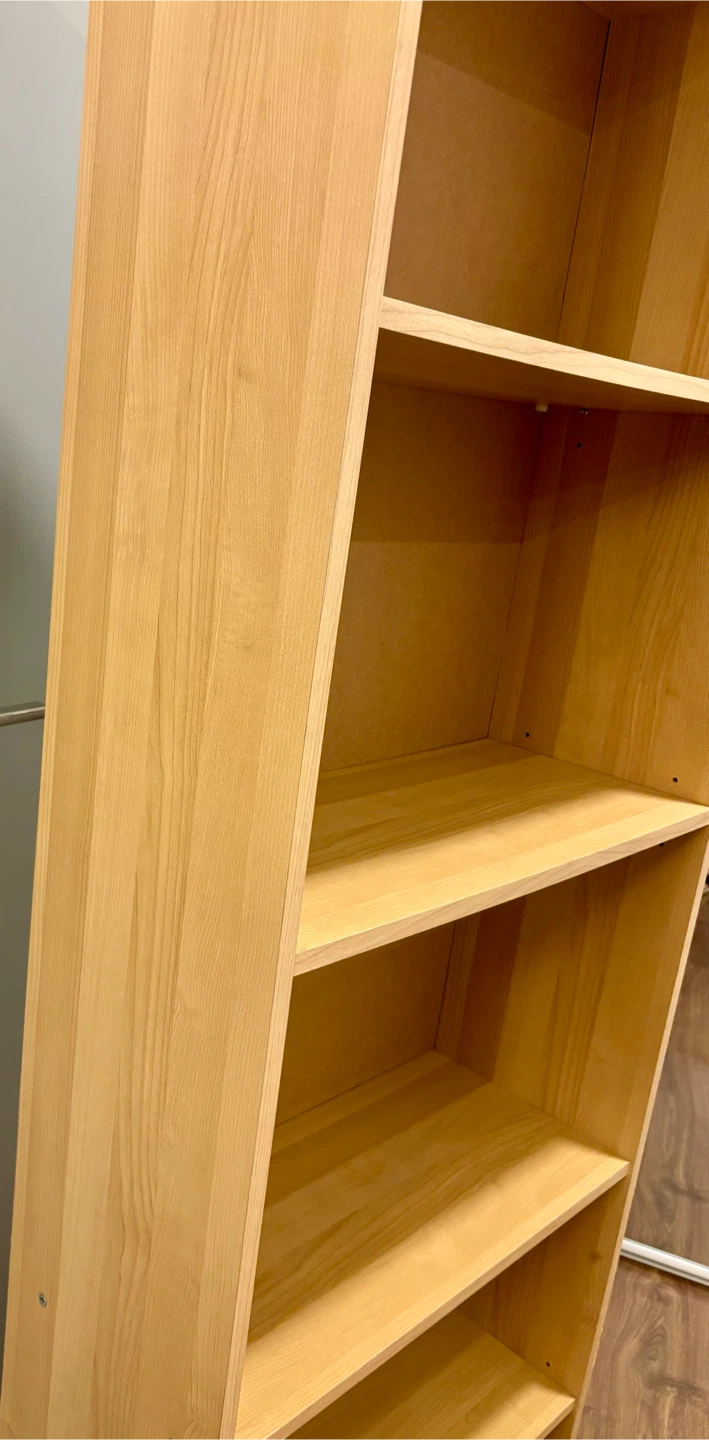 Light Wood Grain Bookshelf - photo 3
