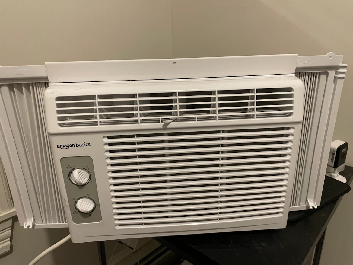 Amazon Basics Window Air Conditioner
