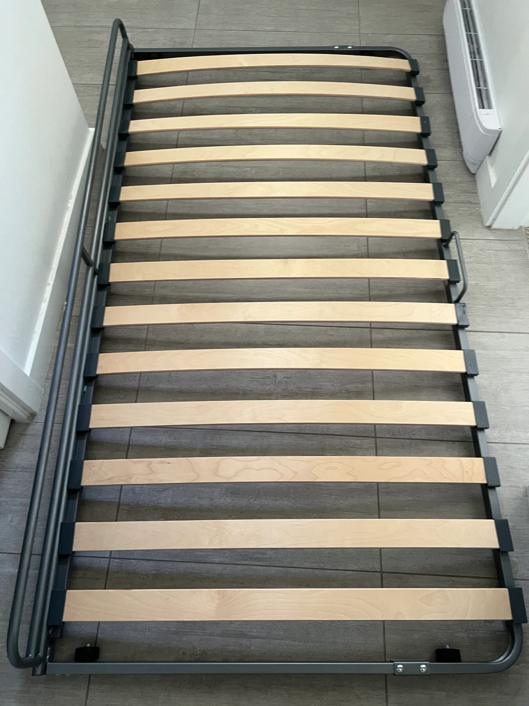 Pull-out bed: Metal Bed Frame with Wooden Slats