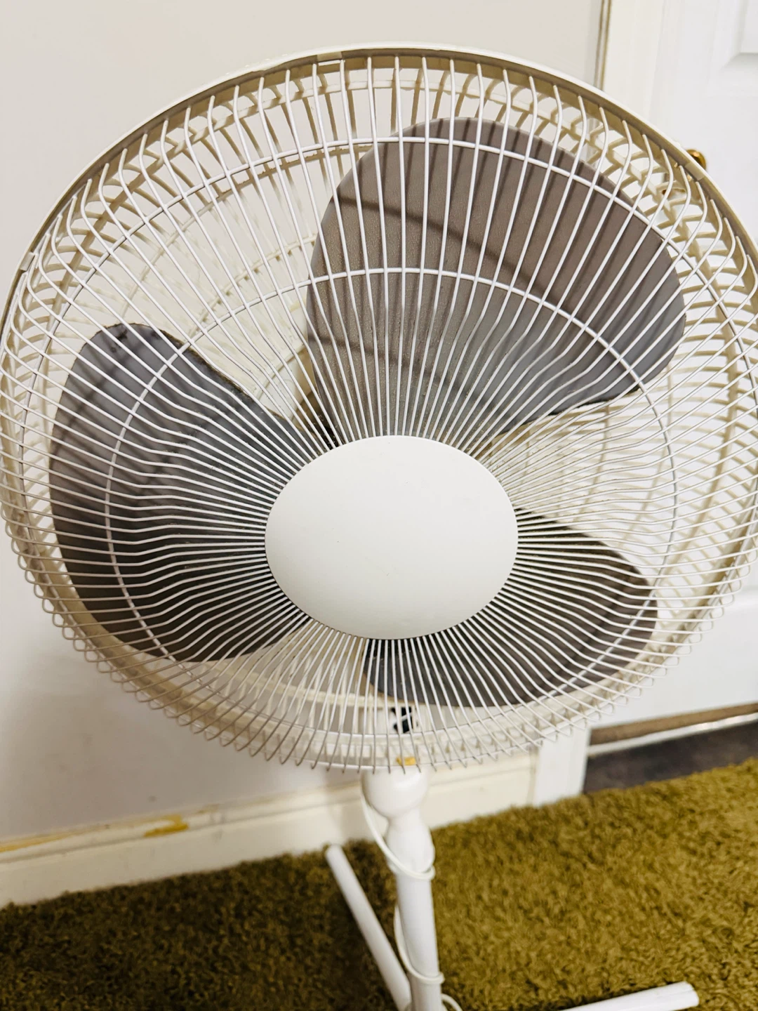 White Standing Fan - photo 2