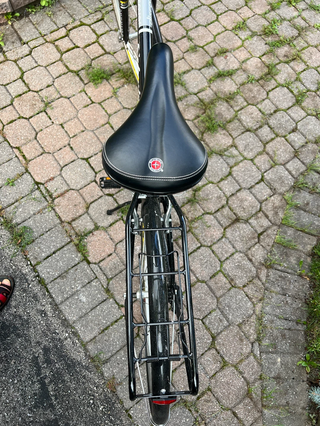 Schwinn Discover Hybrid Bicycle - photo 5