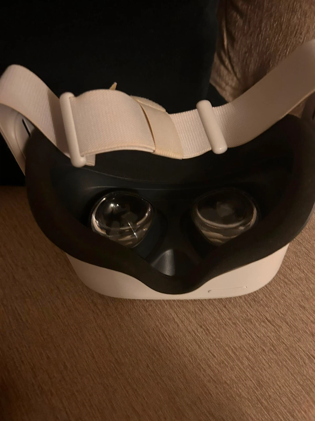 Meta Quest 2 VR Headset - photo 2