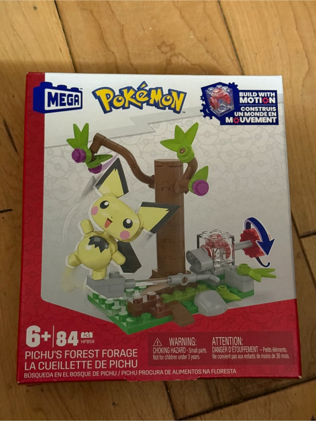 Mega Pokemon Pichu's Forest Forage Building Set