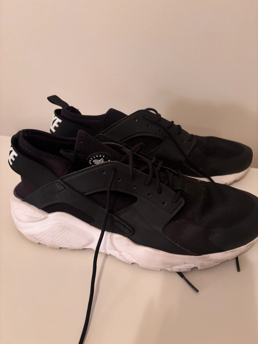 Nike Air Huarache Black Sneakers