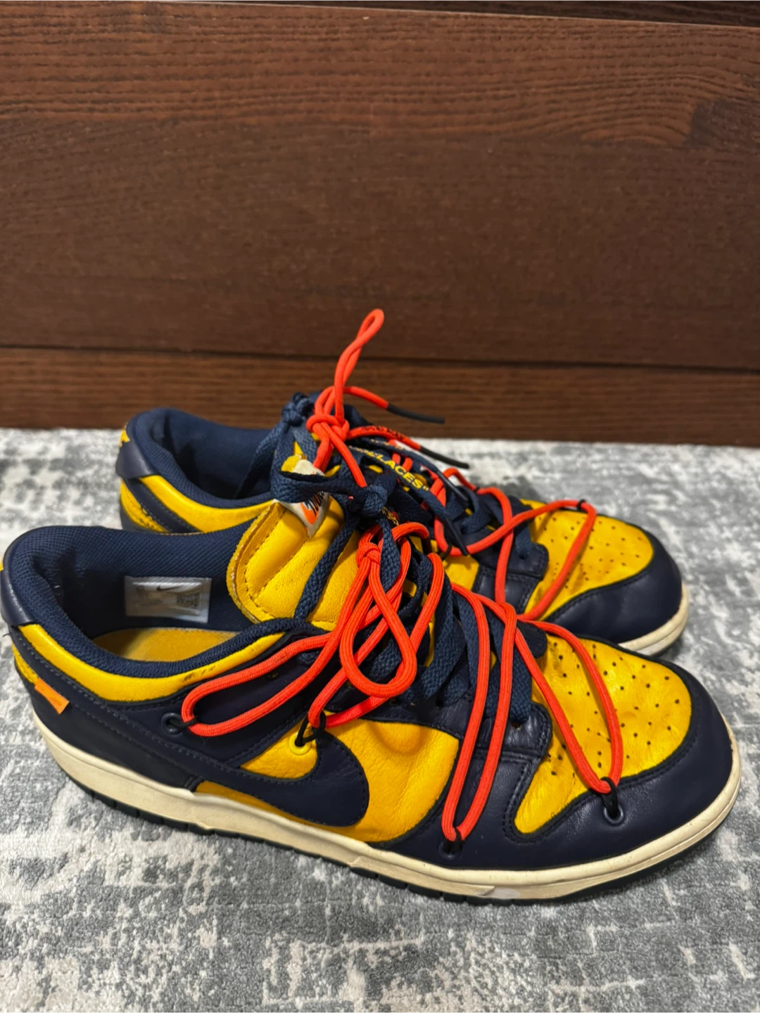 Nike x Off-White Dunk Low Michigan Size 9.5 US