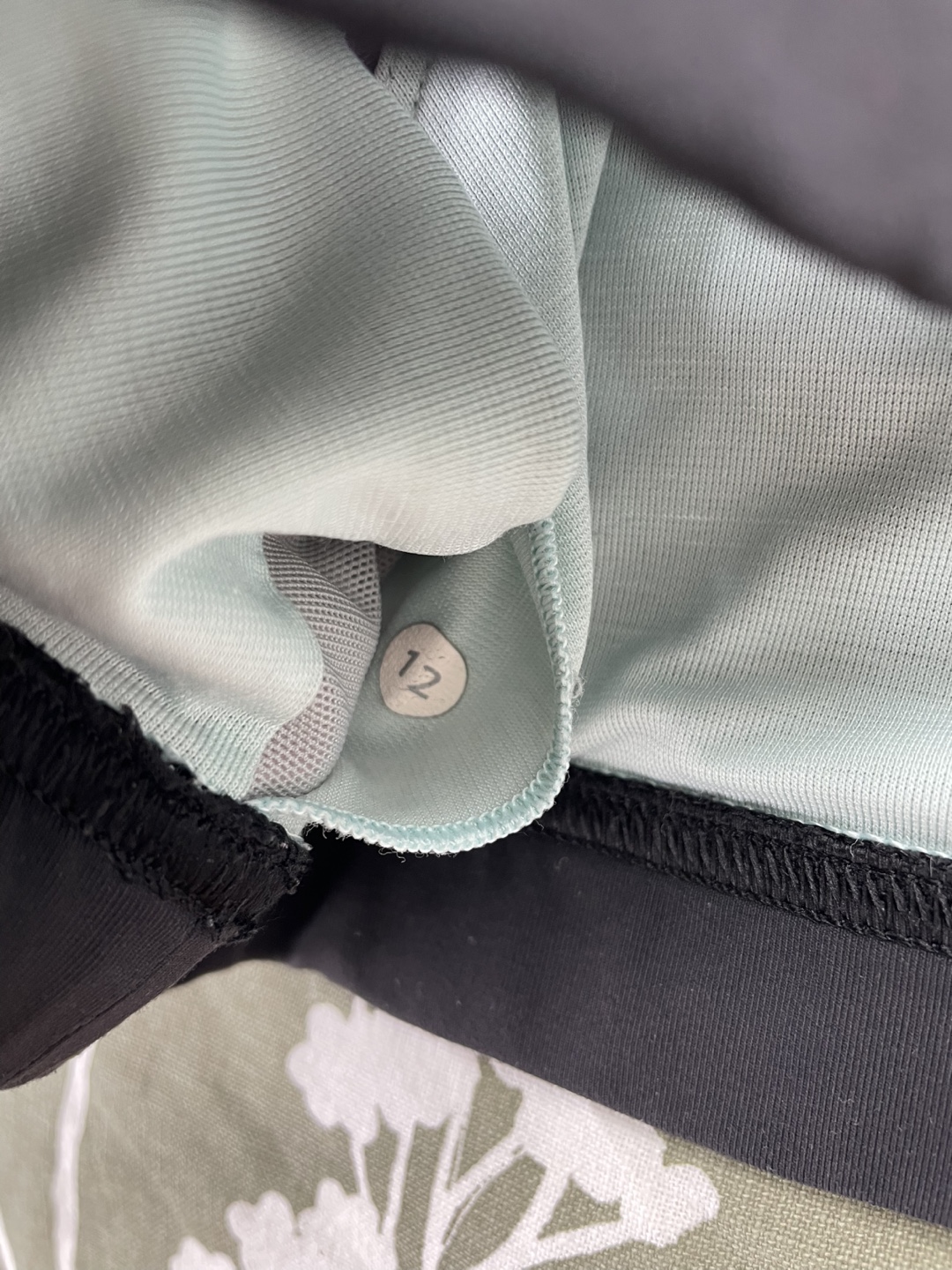 Lululemon Sports Bra - photo 3