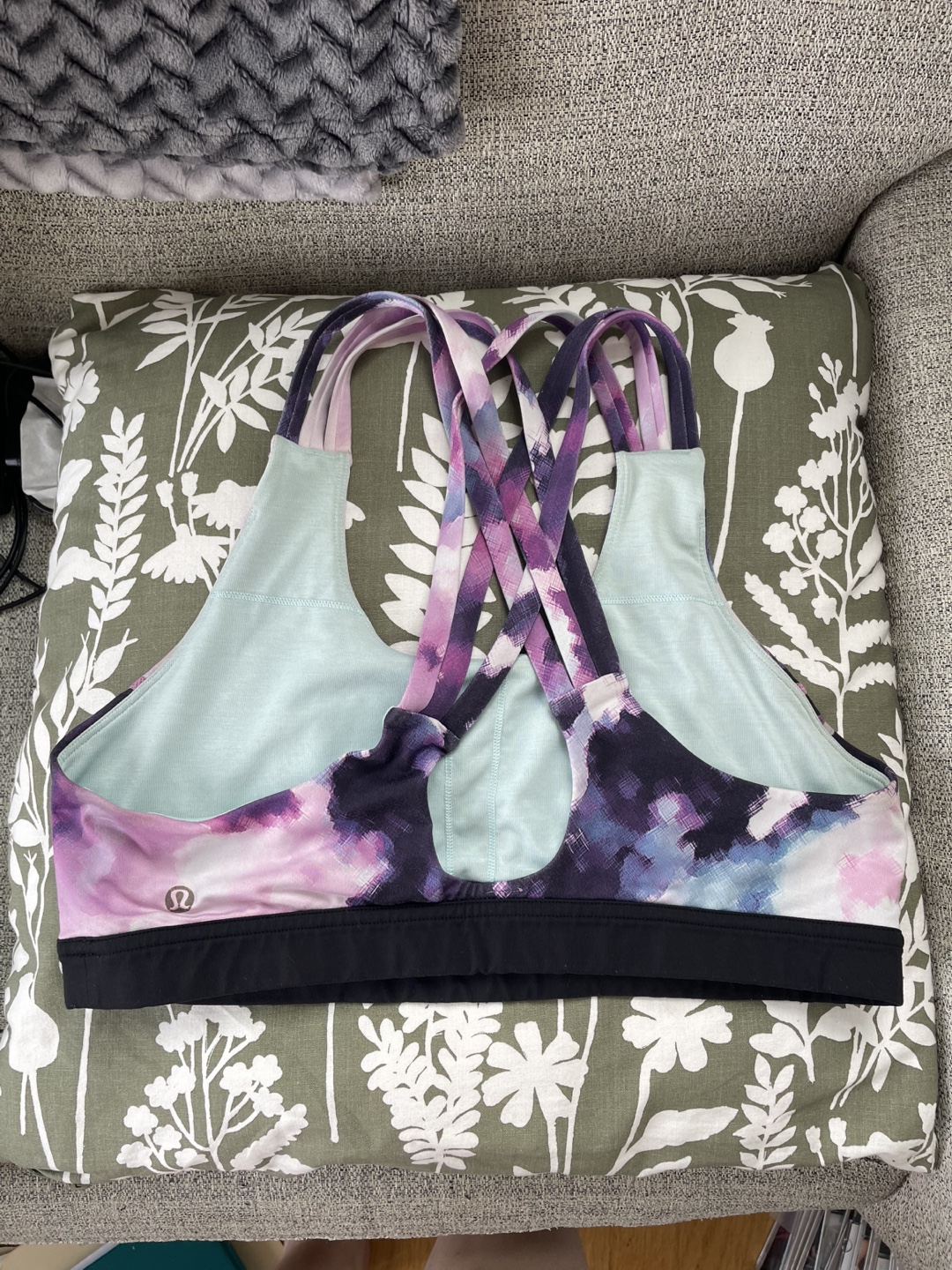 Lululemon Sports Bra - photo 2