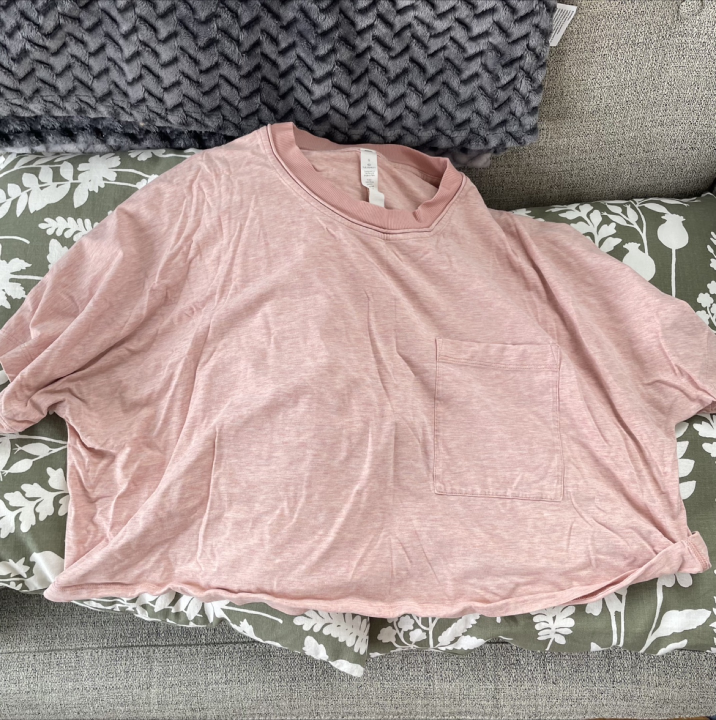 Pink Lululemon Crop Top - photo 2