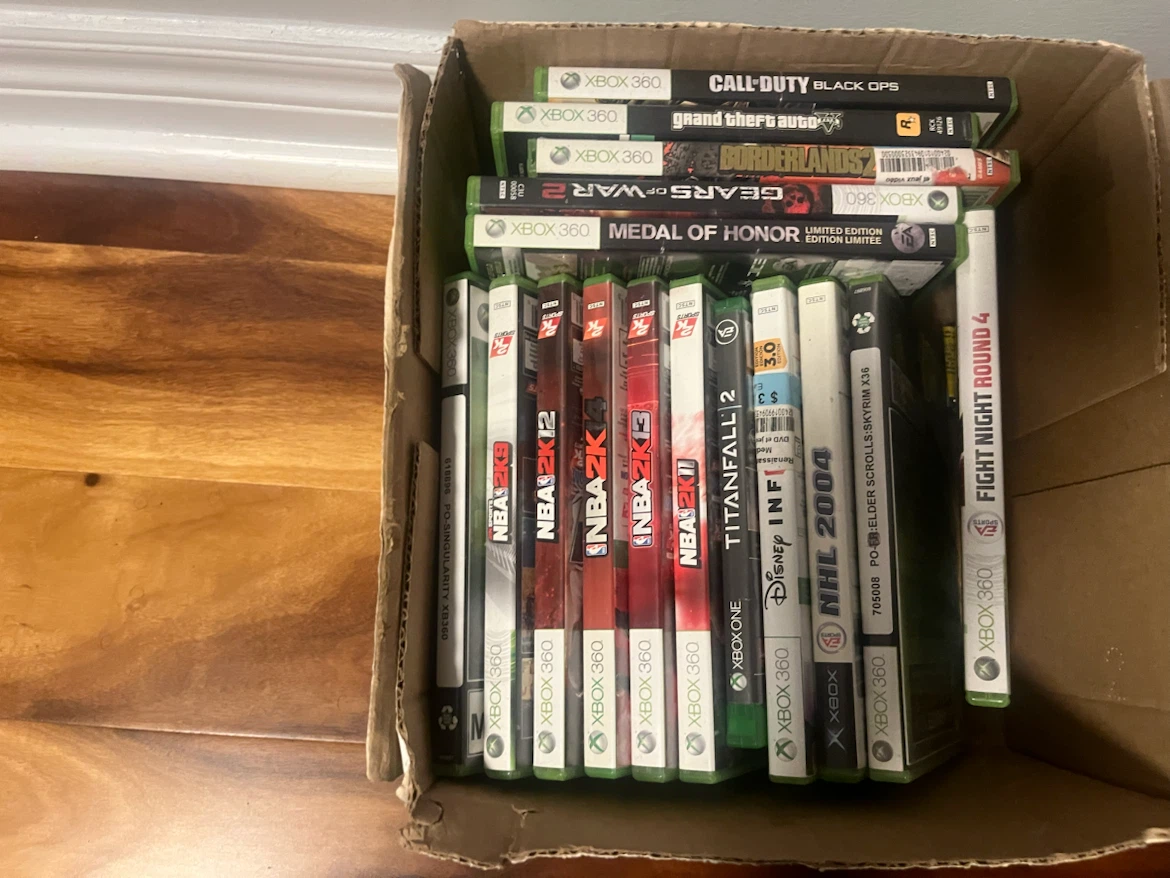 Xbox 360 Games and Controllers Bundle