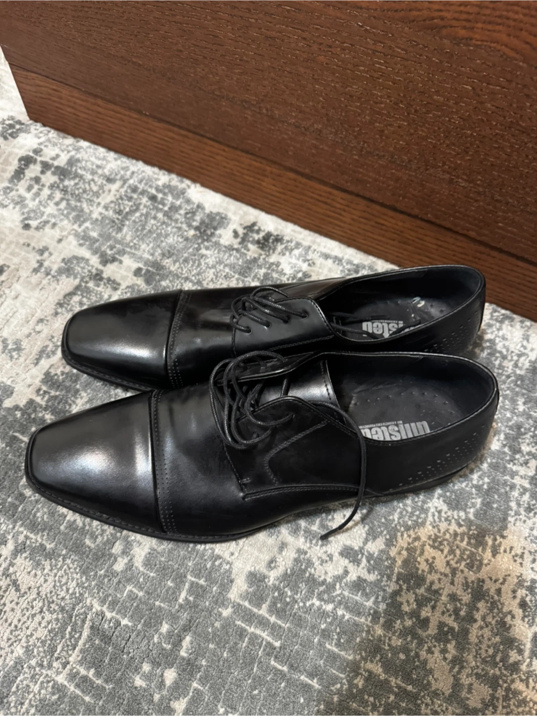 Unlisted by Kenneth Cole Black Cap Toe Oxford Shoes