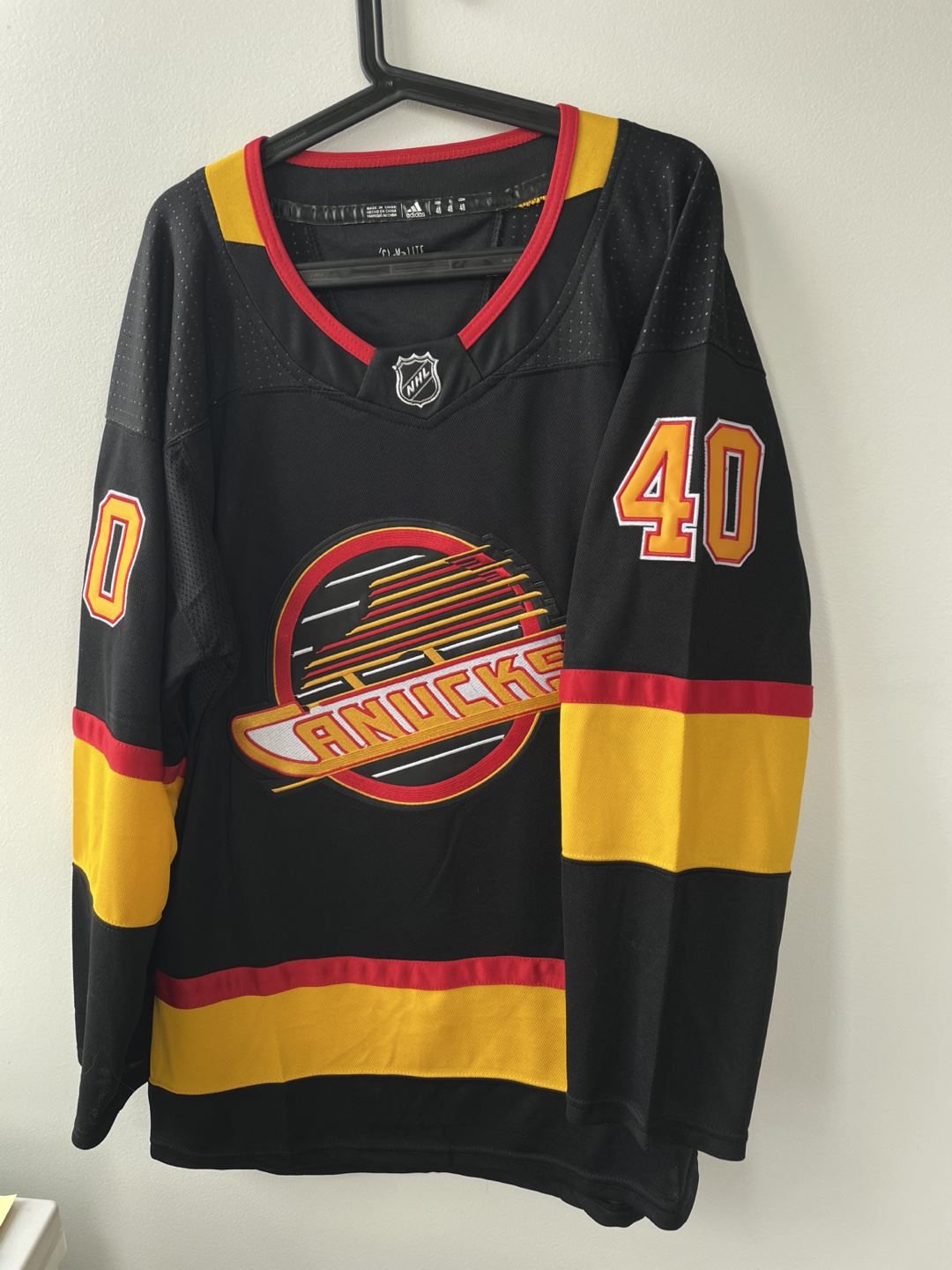 Canucks Jersey Pettersson 40 - photo 2