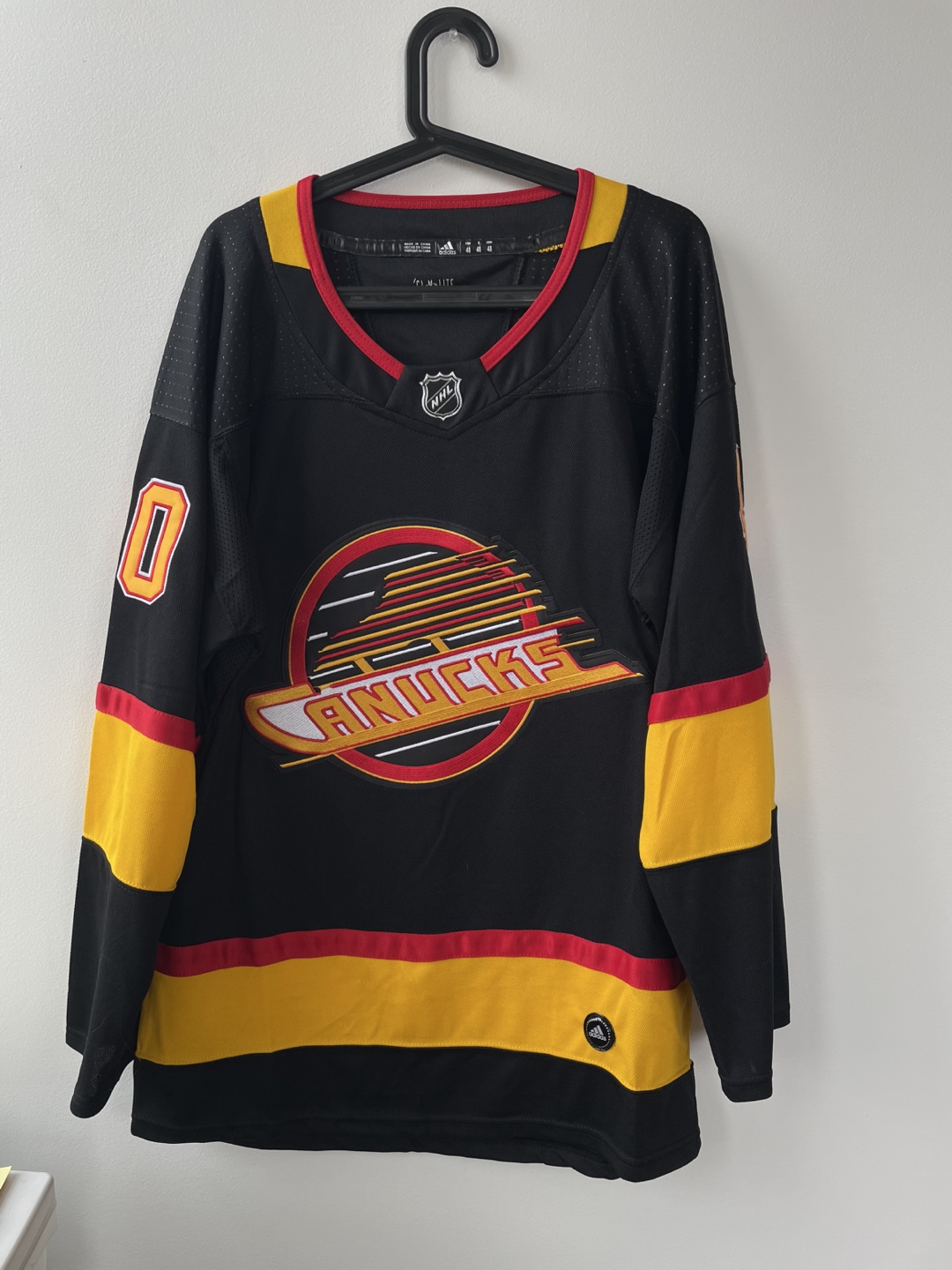Canucks Jersey Pettersson 40