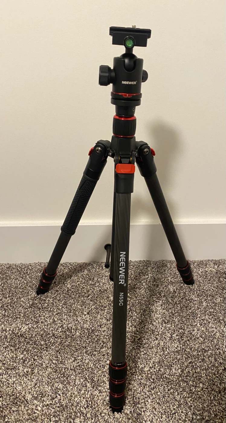 Neewer Carbon Fiber Tripod with Ball Head
