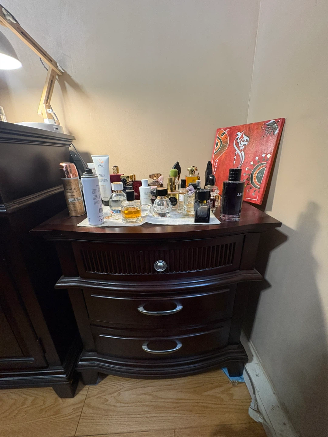 Dark Wood Bedroom Set - Bed, Dresser & Nightstands - photo 2