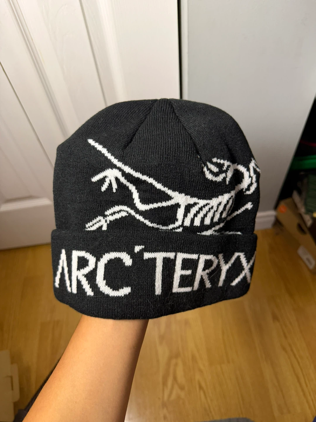 Arc'teryx Black Toque Beanie Hat