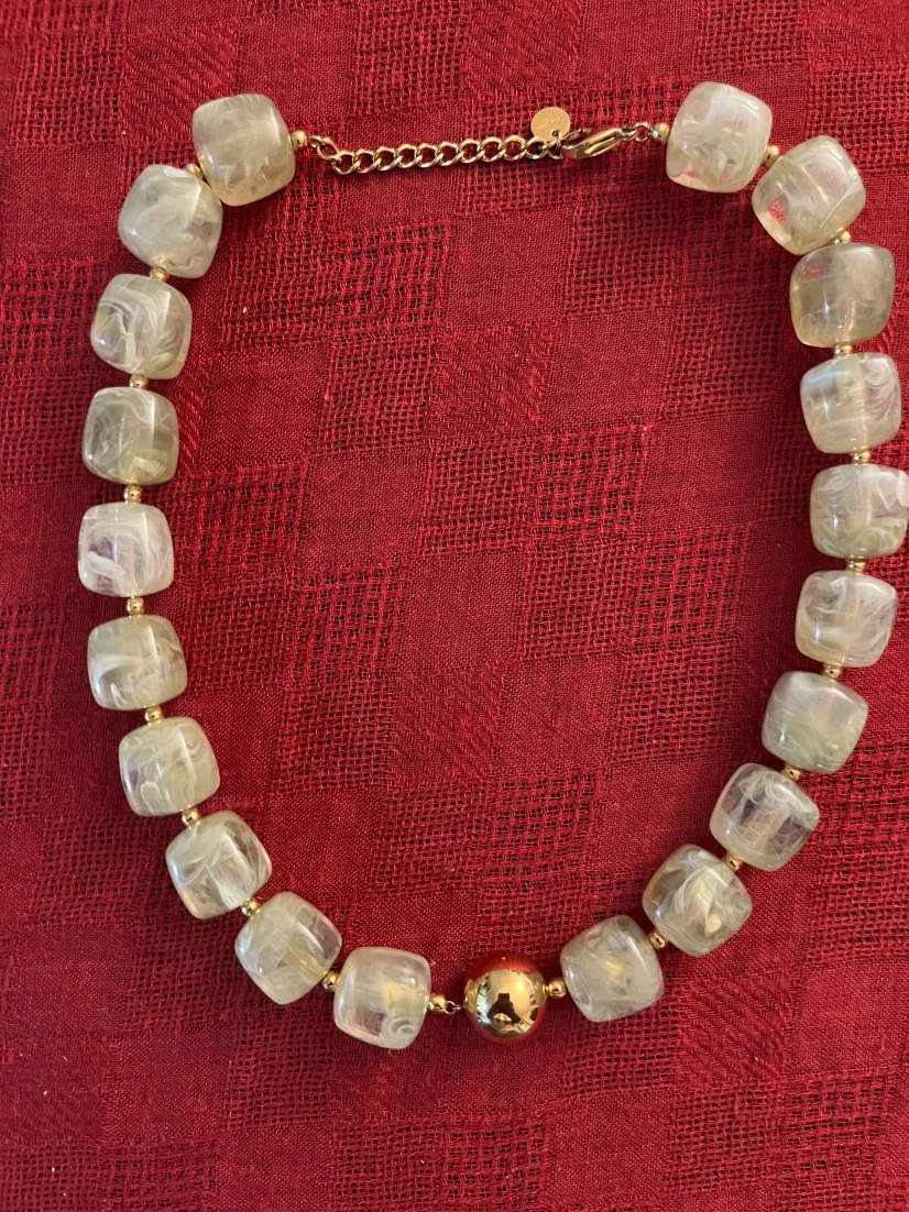 New- Cubed bead  Necklace - photo 2