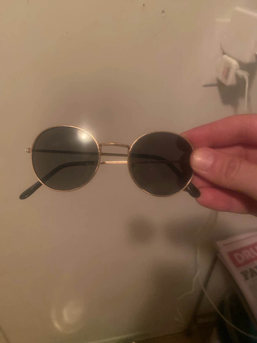 Gold Round Sunglasses