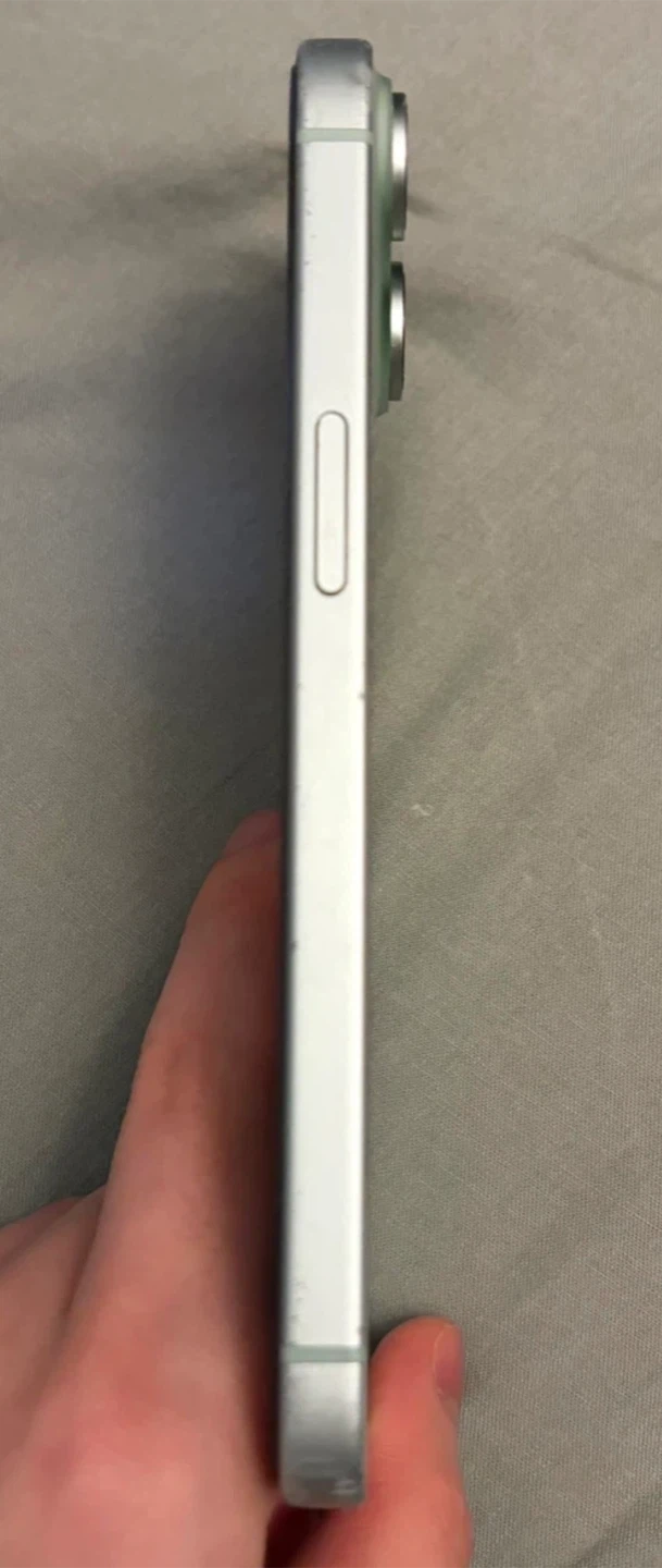 iPhone 15 128GB Green - photo 3
