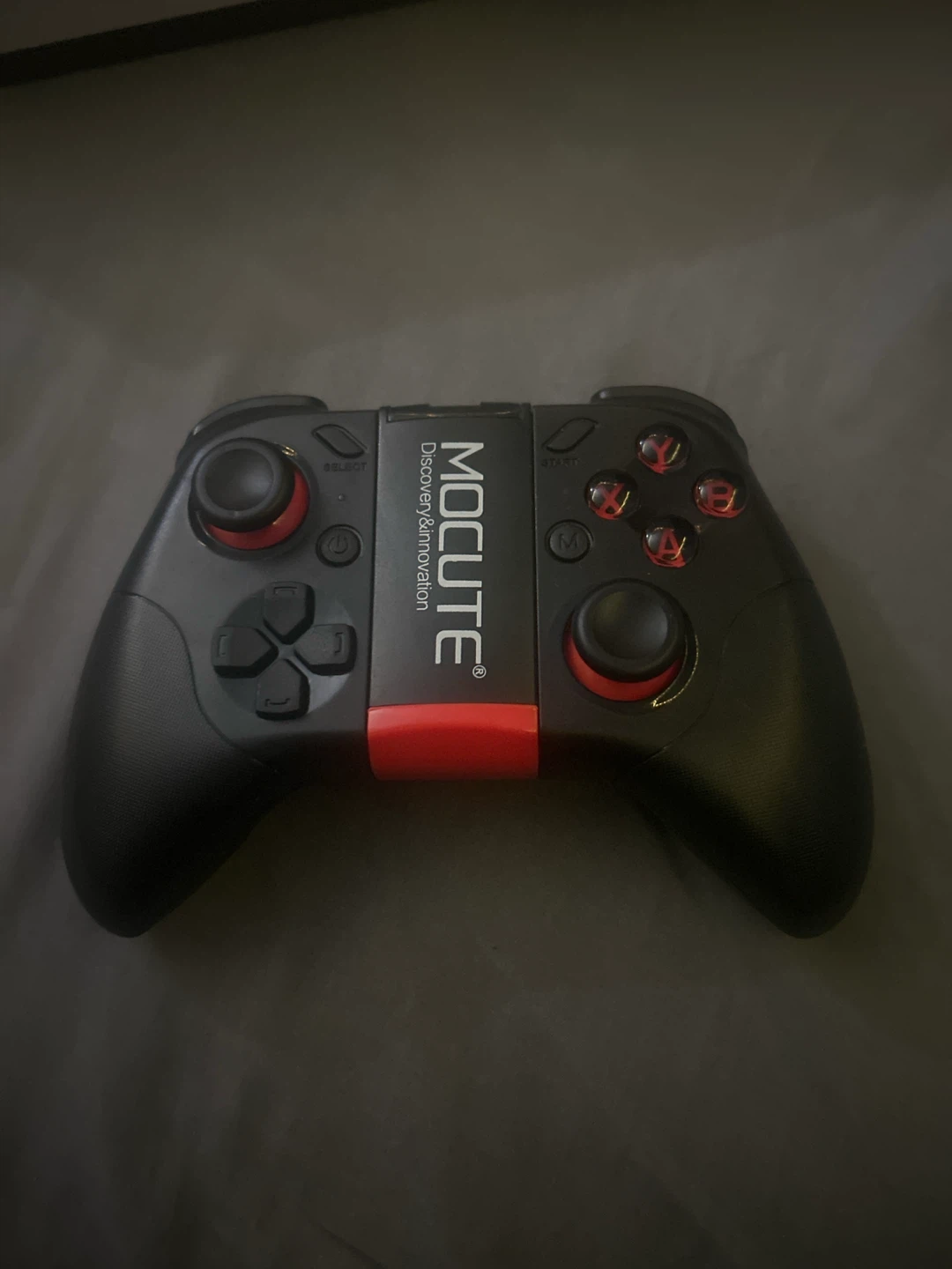 MOCUTE Wireless Mobile Game Controller